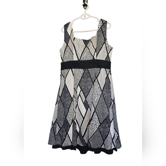 TRIBAL Sleeveless Midi Knee Length Dress Size 12 Abstract Neutral Corpcore - Picture 3 of 9